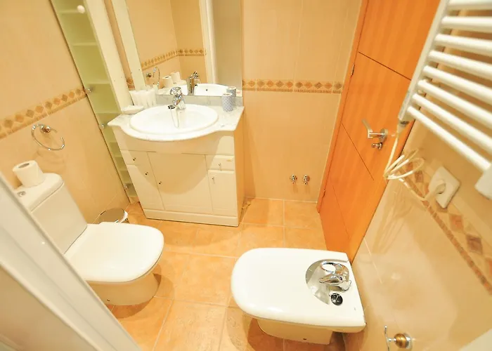 Holidays2malaga Hermosilla 3 & Parking Wifi Fibra 600 Mg מאלגה
