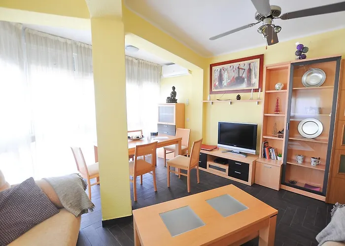 Holidays2malaga Hermosilla 3 & Parking Wifi Fibra 600 Mg דירה *