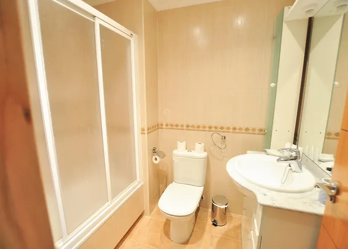 Holidays2malaga Hermosilla 3 & Parking Wifi Fibra 600 Mg דירה *
